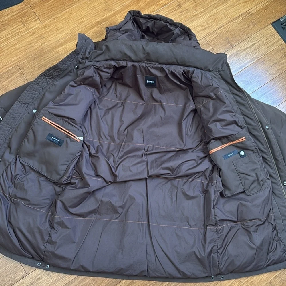 BOSS / HIGO BOSS Brown Puffer Jacket Real Down sz 48